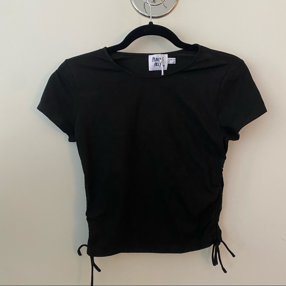 NWT!! Princess Polly - Evant Tee